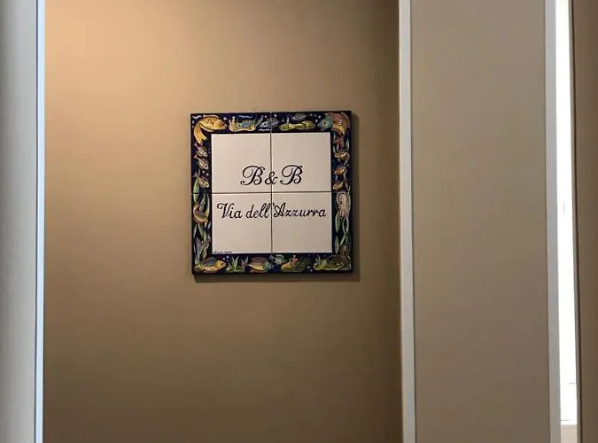 Via Dell'azzurra Panzió 3*