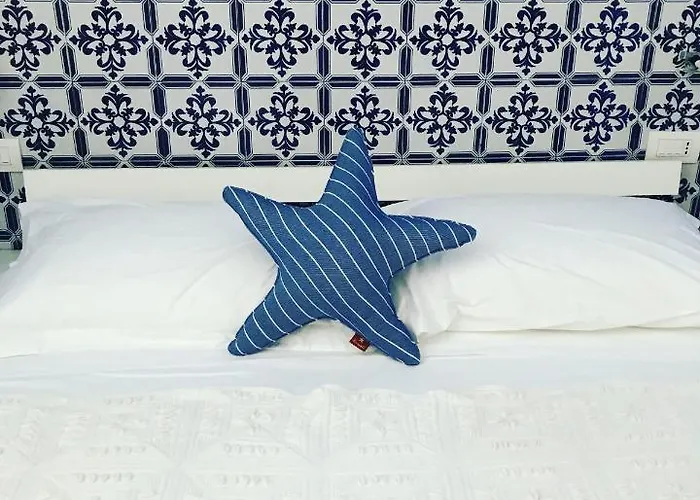 Via Dell'azzurra 3* 바리