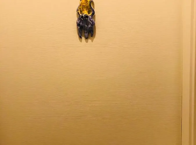 Via Dell'azzurra Panzió 3*