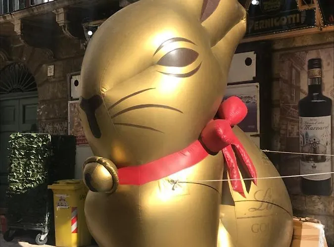 Via Dell'azzurra 3* Бари