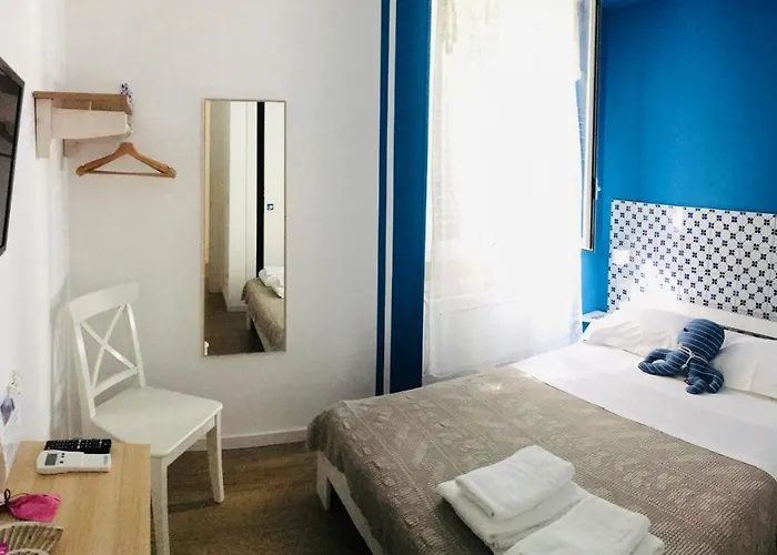 Via Dell'azzurra B&B 3*