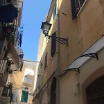 Via Dell'azzurra 3* Bari