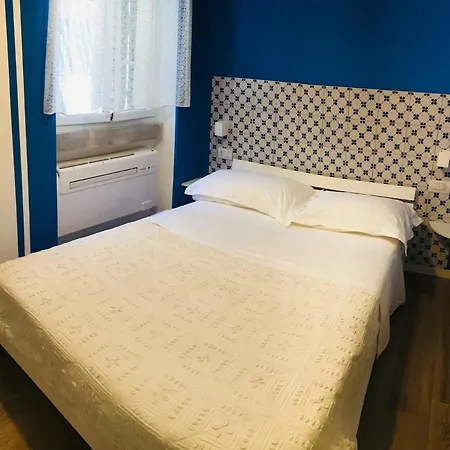 فندق مبيت وإفطار Via Dell'azzurra